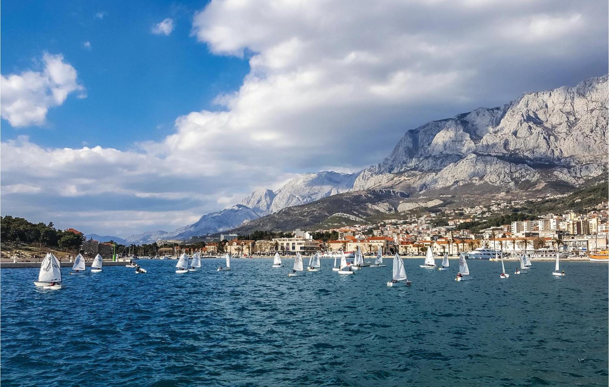 2 Bedroom Beautiful Apartment In Makarska Makarska